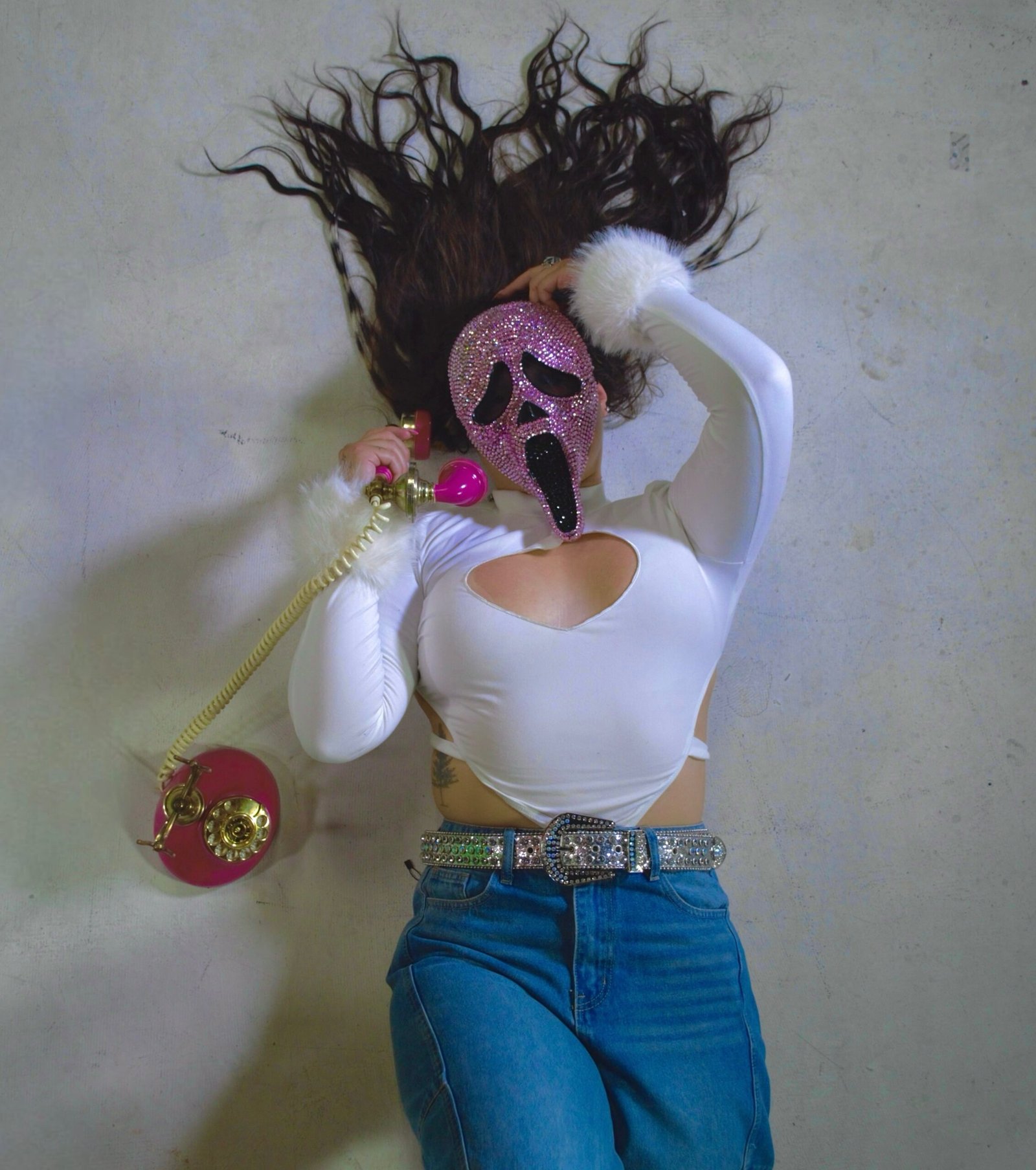 SMA BUILDS A DREAMLIKE NEW POP IDENTITY WITH “GOODNIGHT AND GOODBYE”